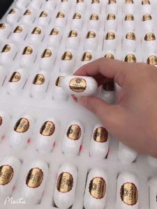 优质耳机，年轻潮品，爆款，无线充电，智能蓝牙耳机