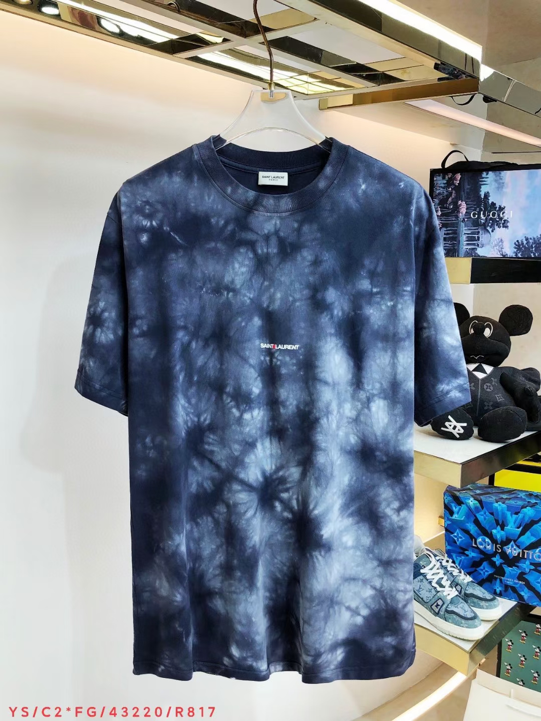 具体了解下外贸进口工厂潮牌男装批发货源通道