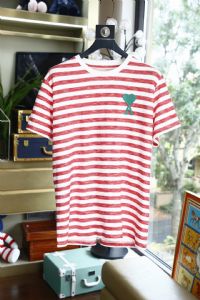 给大家说下广州外贸进口工厂潮牌男装厂家货批发代购工厂地址