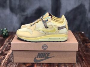 Travis Scott x NK Air Max 1 小麦男鞋