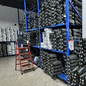 20年童鞋厂倒闭价清仓！3-12岁全系列厂价直供！