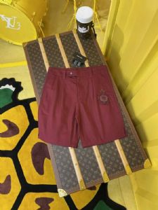 给大家推荐一个工厂国际潮牌精品男装厂家货源的微信