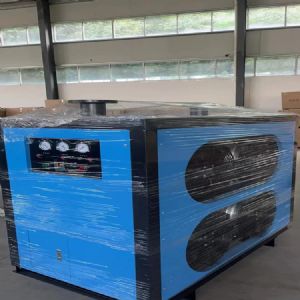 PET吹瓶机用组合高压空压机