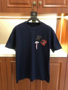 带大家认识一下广州*大的欧美著偧专柜厂价男装批发总部