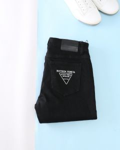 广州*大的精品厂家男装批发货源市场地址*——《今日发现》