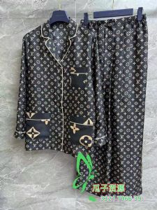 深圳南油档口小余家大牌小香风女装一手货源工厂直销批发一件代发