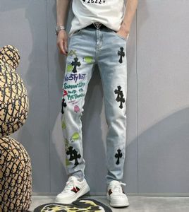 有人能一眼看出来是潮牌男装吗？真的能以假乱真吗？