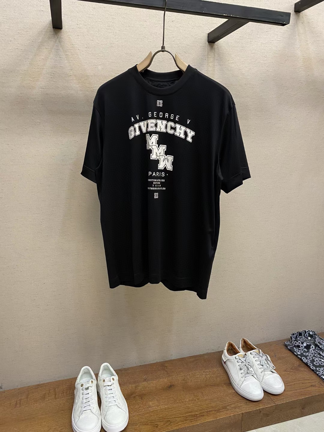 了解下高颜值款式精品名牌男装拿货过程及攻略