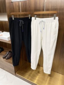 一线名牌男装的拿货批发市场在哪里？尖端货源海外代购