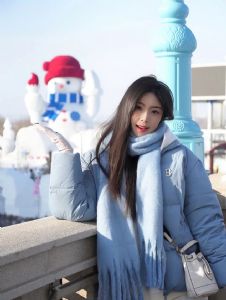 全球各大品牌羽绒服批发工厂，一件代发厂家直销微信代理