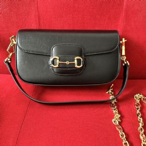 二手正品包包还是高档好,Horsebit小号肩背包黑色牛皮法棍包