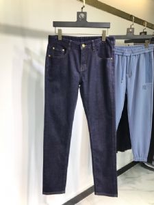 各大国际精品工厂男装厂价一般在多少钱左右