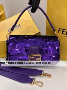 外贸大牌包包货源哪里找？ 广州白云档口工厂直销批发代发一手货源