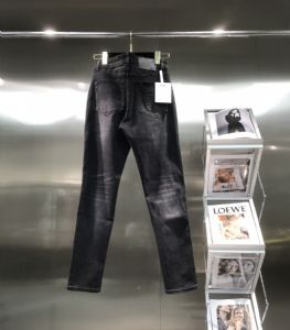 给大家讲解原版工厂名牌男装厂价高档原版在哪里买