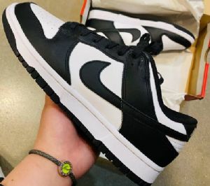 爆款潮鞋莆田专卖！微商相册持续更新！（2022已更新）