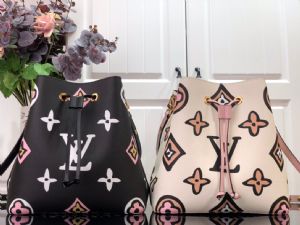 招代理广州工厂包包，便宜的哪里有