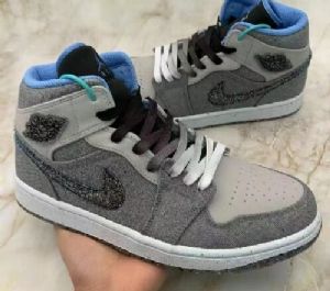 微商货源：莆田鞋精品拿货渠道丨终端工厂放货批发