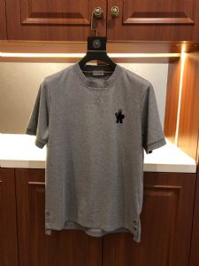 和大家说一下名牌工厂高档男装厂价去哪里进货