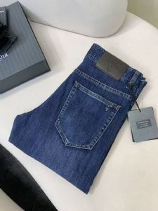 这里就有批发市场定制的厂家工厂男装夏季复制的好版型