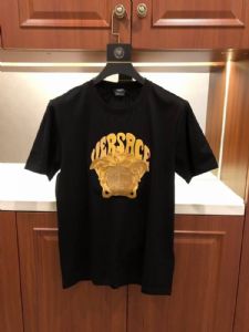 【热点*】给大家揭晓下高颜值款式精品厂价男装货源市场地址