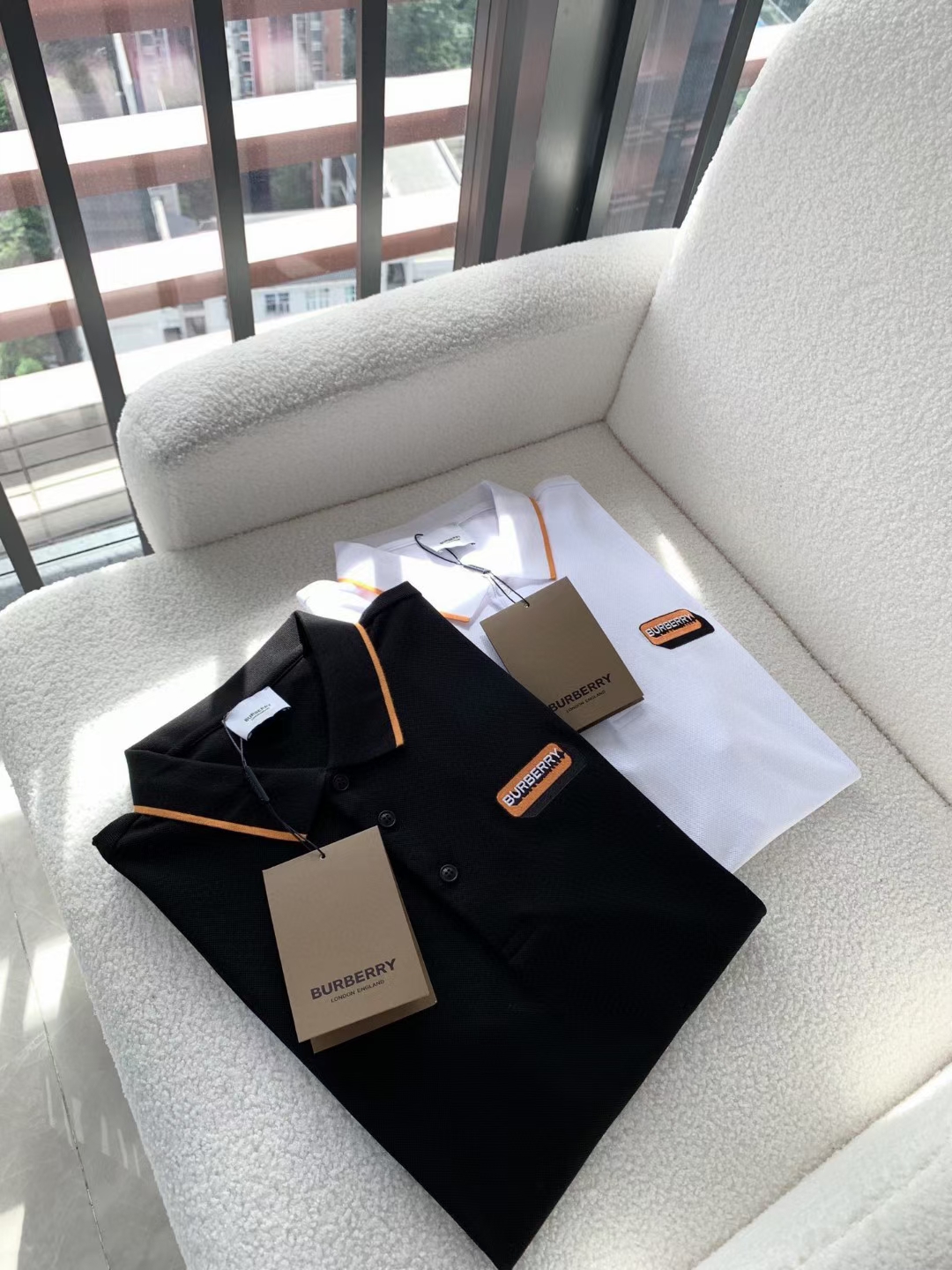 悄悄说一下大家都在找的高档精刻潮牌男装批发拿货档口地址