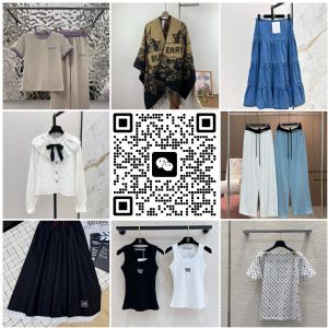 各种高档产品批发名品女装女装微商代理免费代理支持退换