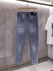 行家拿货劲爆名牌男装的拿货实用技巧【质高价优】