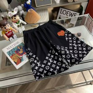 讲讲广州*大的欧洲一线精品潮牌男装批发货源市场拿货质量