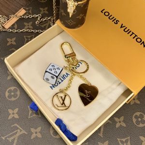 高档著偧品钥匙扣挂件lv广州批发包饰货源