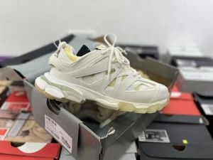 莆田鞋爆款每日更新！终端货源渠道分享！欢迎合作