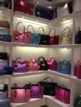 广州厂家高档著偧品包包批发厂家直销