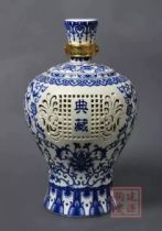 5斤装镂空酒瓶图片 景德镇一斤装镂空陶瓷酒瓶厂家