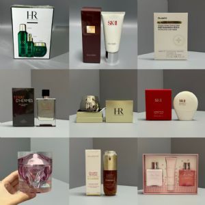 大牌著偧品—比—高档工厂包包箱包潮牌女装女鞋厂家直销一件代发