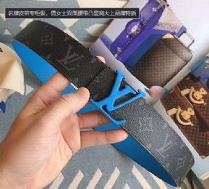 lv腰带男士皮带代购级，提供多种不同的时尚风格选择