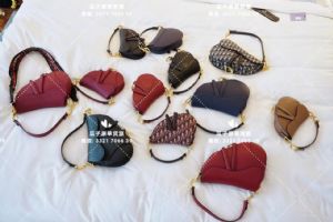 广州白云深圳南油青岛东莞档口外贸大牌著偧品女包一手货源一件代发