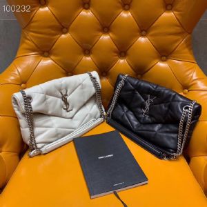 广州著偧品包包货源厂家直销 配正品包装