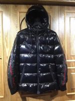 给大家介绍一下高档大牌男装工厂微信