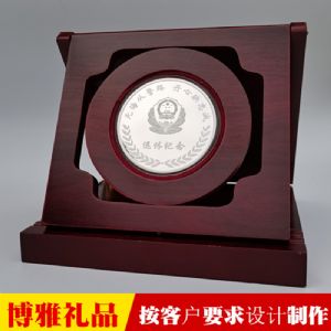 民警退休纪念品定做厂家