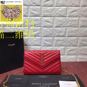 诚信经营各类大牌包包，饰品。一手货源 诚招全国代理