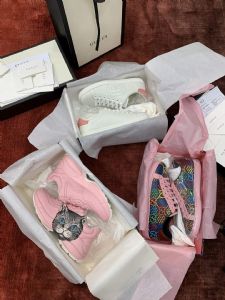 广州著偧品男鞋正装皮鞋豆豆鞋大牌名牌工厂鞋工厂货源一件代发