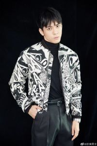 国内高档服装批发 厂家一手货源招微信代理