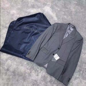 国际潮流工厂男装中国制造高端厂价服装货源