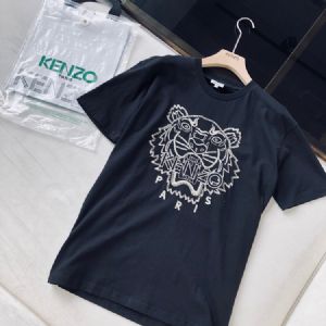 给大家分享下广州大牌著偧品男装批发渠道